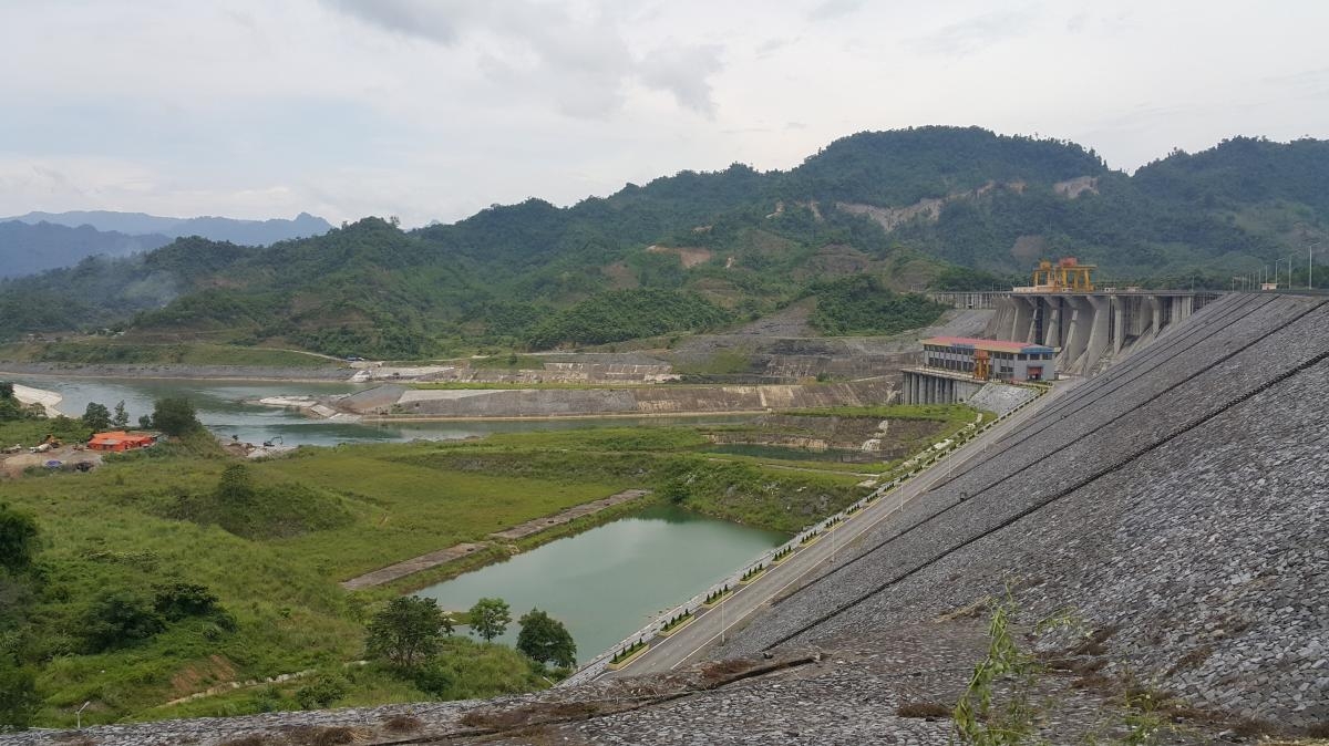 Na Hang 2 days 1 night tour schedule in pear blossom season